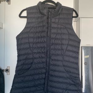 Lululemon Pack It Down Vest black